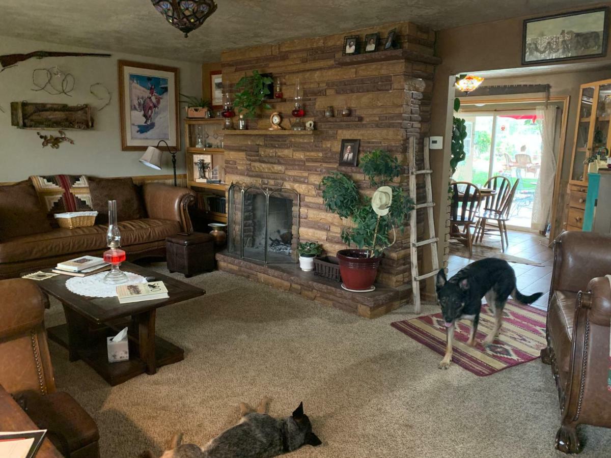 Zion'S Backyard Bed And Breakfast Colorado City Экстерьер фото